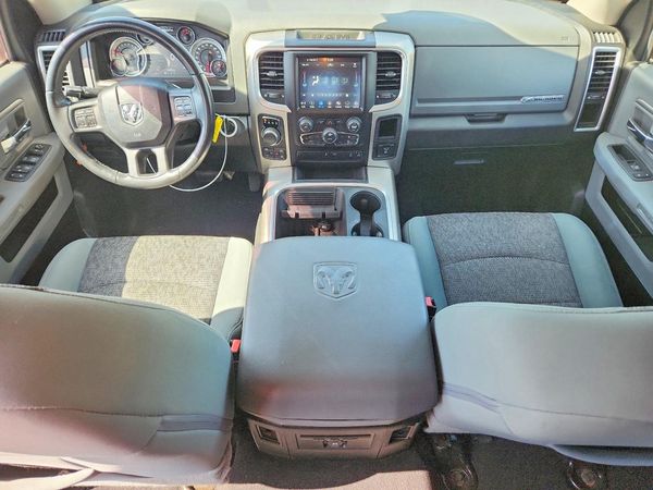 2019 RAM 1500 CLASSIC SLT