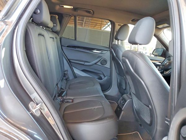 2022 BMW X1 sDrive28i