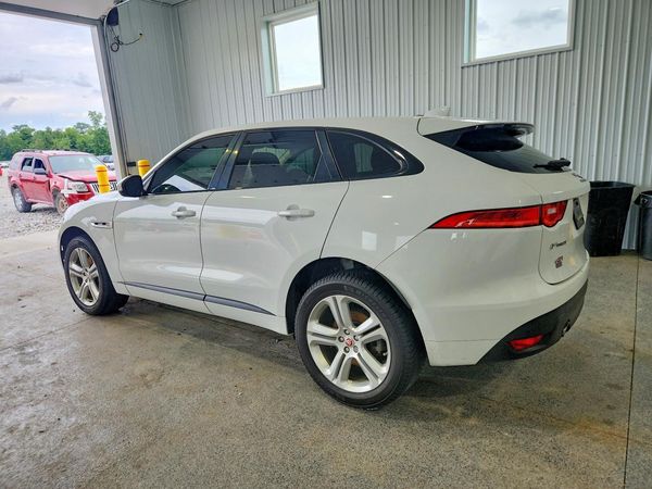 2017 JAGUAR F-PACE R-Sport