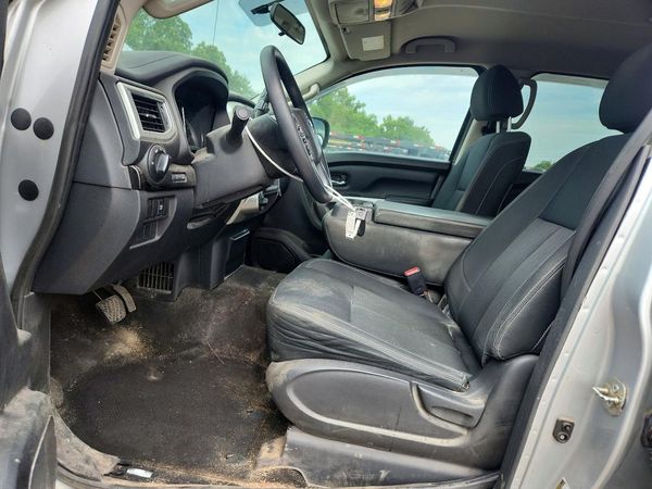 2019 NISSAN TITAN