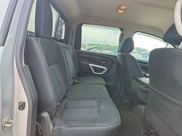 2019 NISSAN TITAN