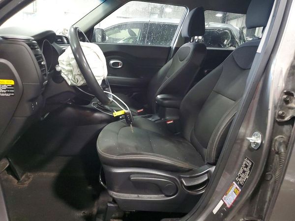 2017 KIA SOUL Base