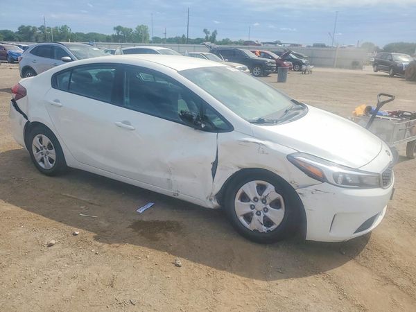 2017 KIA FORTE LX Base