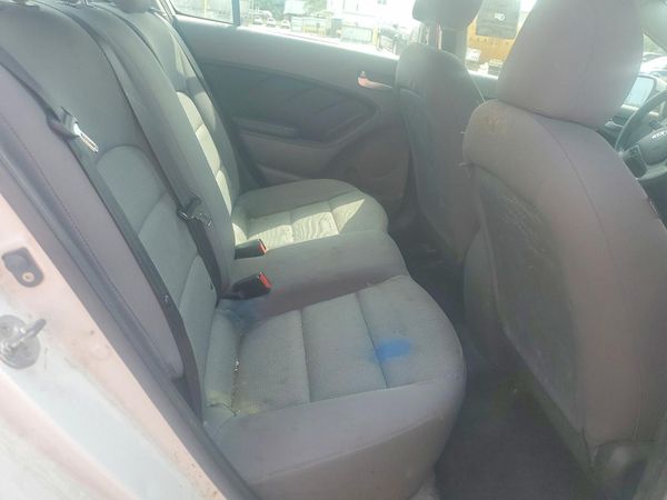 2017 KIA FORTE LX Base