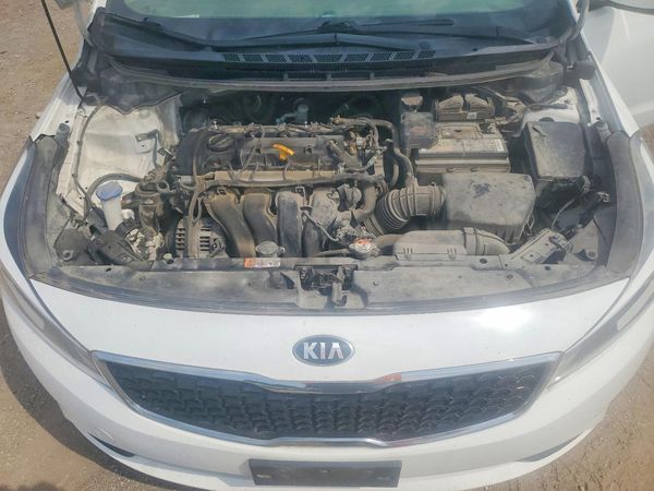 2017 KIA FORTE LX Base