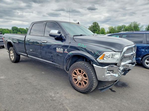 2017 RAM 3500 Laramie