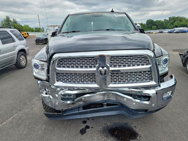 2017 RAM 3500 Laramie