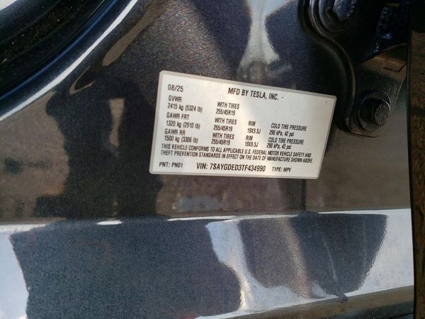 2026 TESLA MODEL Y
