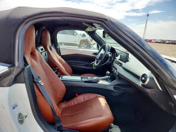 2022 MAZDA MX-5 MIATA Grand Touring