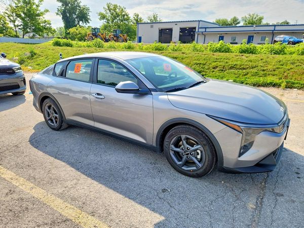 2026 KIA K4 LX, LXS