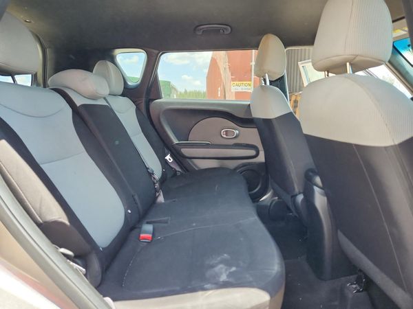 2019 KIA SOUL Base