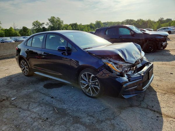 2020 TOYOTA COROLLA SE, CVT, w/Premium pkg