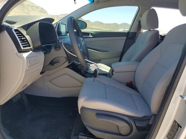 2019 HYUNDAI TUCSON SE — DENT