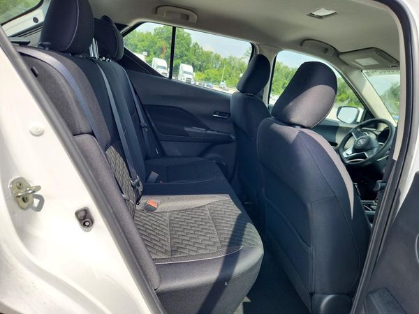 2022 NISSAN KICKS SV