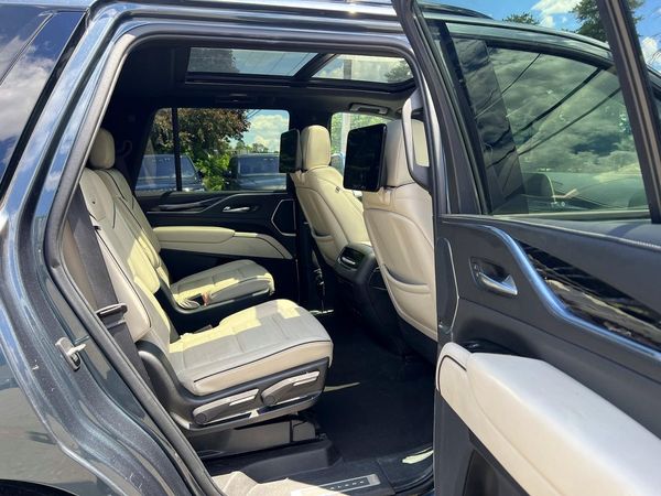2021 CADILLAC ESCALADE Sport