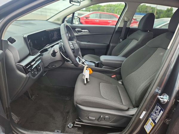 2026 KIA SPORTAGE LX, S
