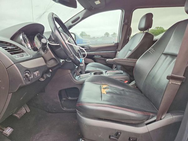 2019 DODGE GRAND CARAVAN GT