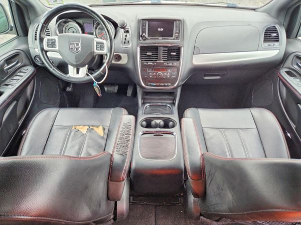 2019 DODGE GRAND CARAVAN GT