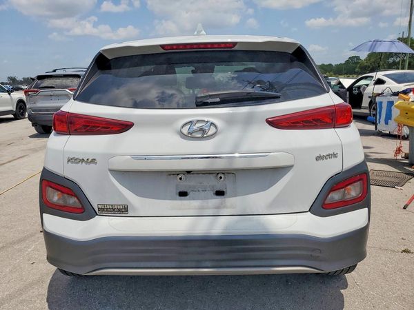 2021 HYUNDAI KONA Limited