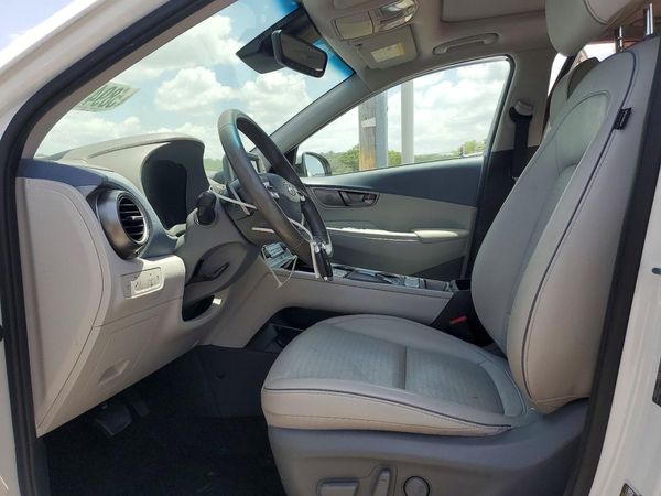 2021 HYUNDAI KONA Limited
