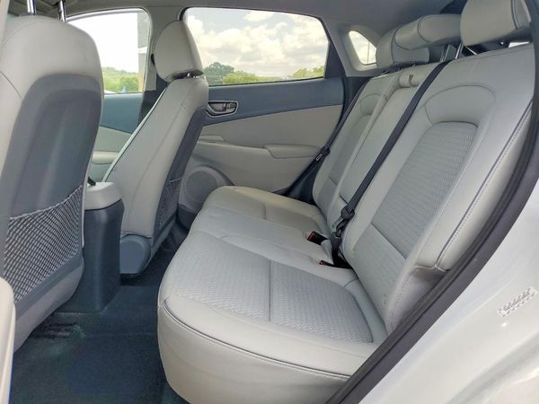 2021 HYUNDAI KONA Limited