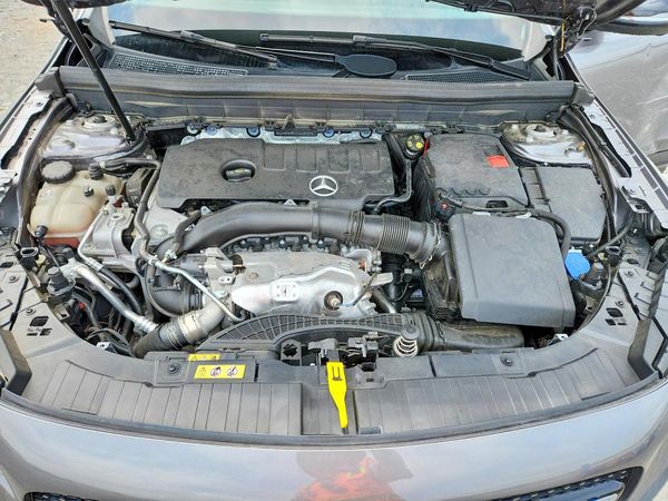 2022 MERCEDES-BENZ GLB GLB250 / GLB250 4MATIC
