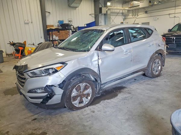 2017 HYUNDAI TUCSON SE (no options)