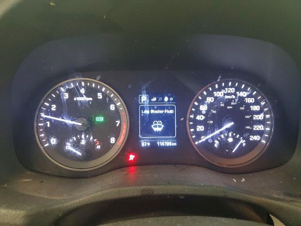 2017 HYUNDAI TUCSON SE (no options)
