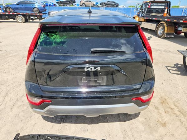 2023 KIA NIRO LX