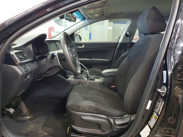 2019 KIA OPTIMA LX, S