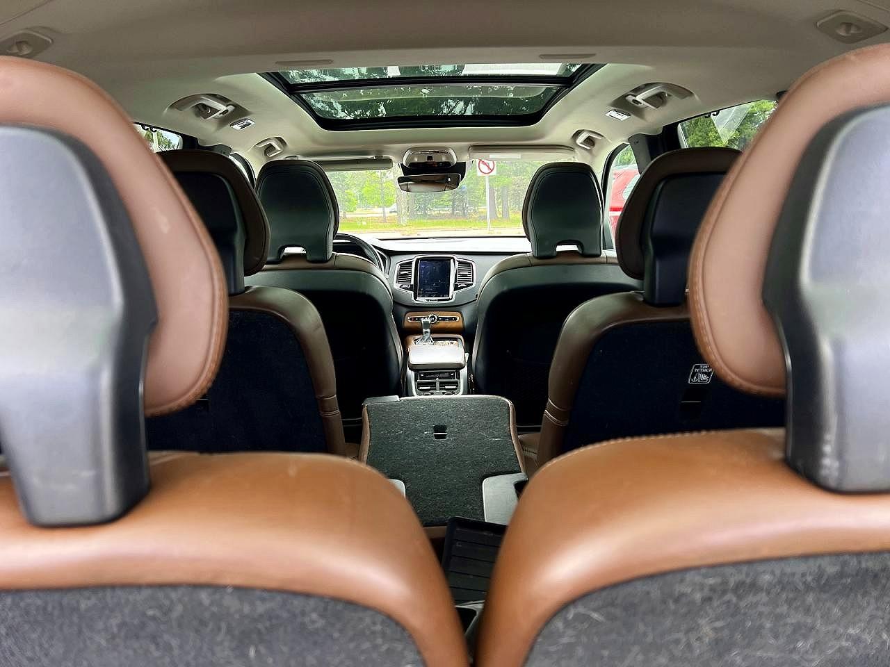 2019 VOLVO XC90
