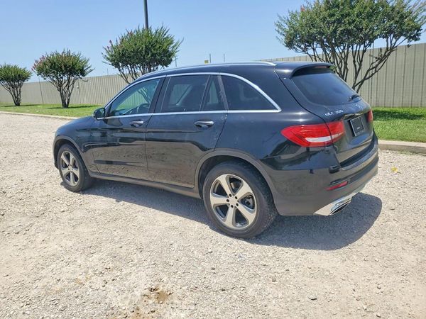 2016 MERCEDES-BENZ GLC