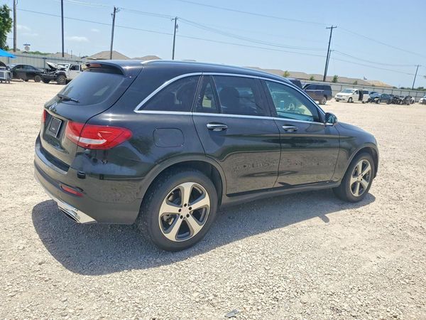 2016 MERCEDES-BENZ GLC