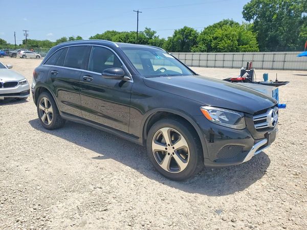 2016 MERCEDES-BENZ GLC