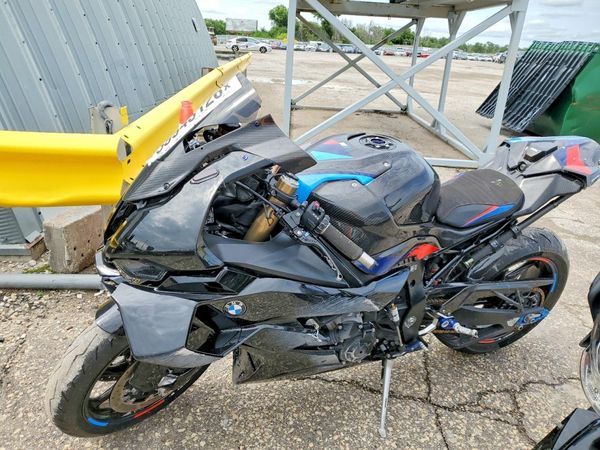 2024 BMW S 1000