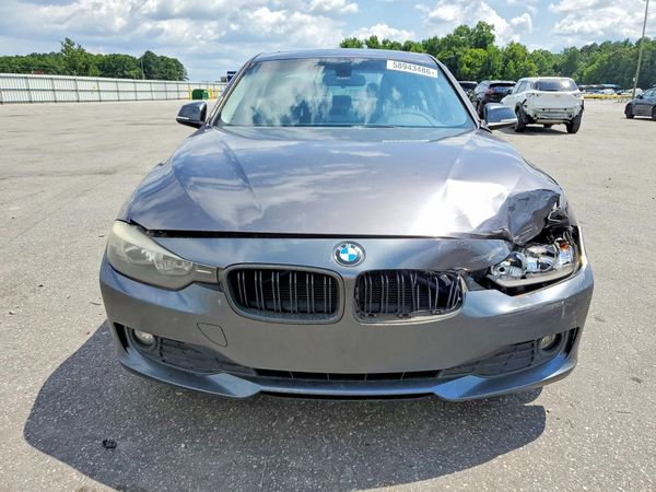 2013 BMW 320 SA