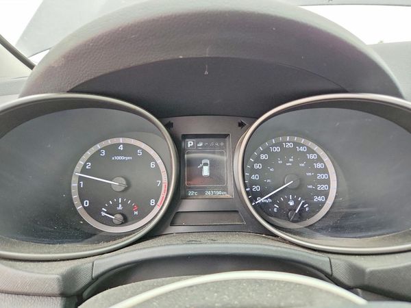 2018 HYUNDAI SANTA FE SE Premium pkg
