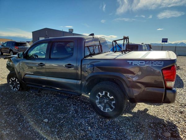 2017 TOYOTA TACOMA