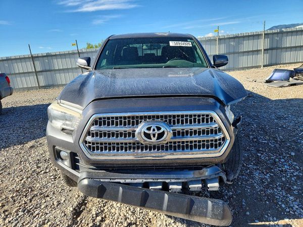 2017 TOYOTA TACOMA