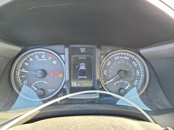 2017 TOYOTA TACOMA