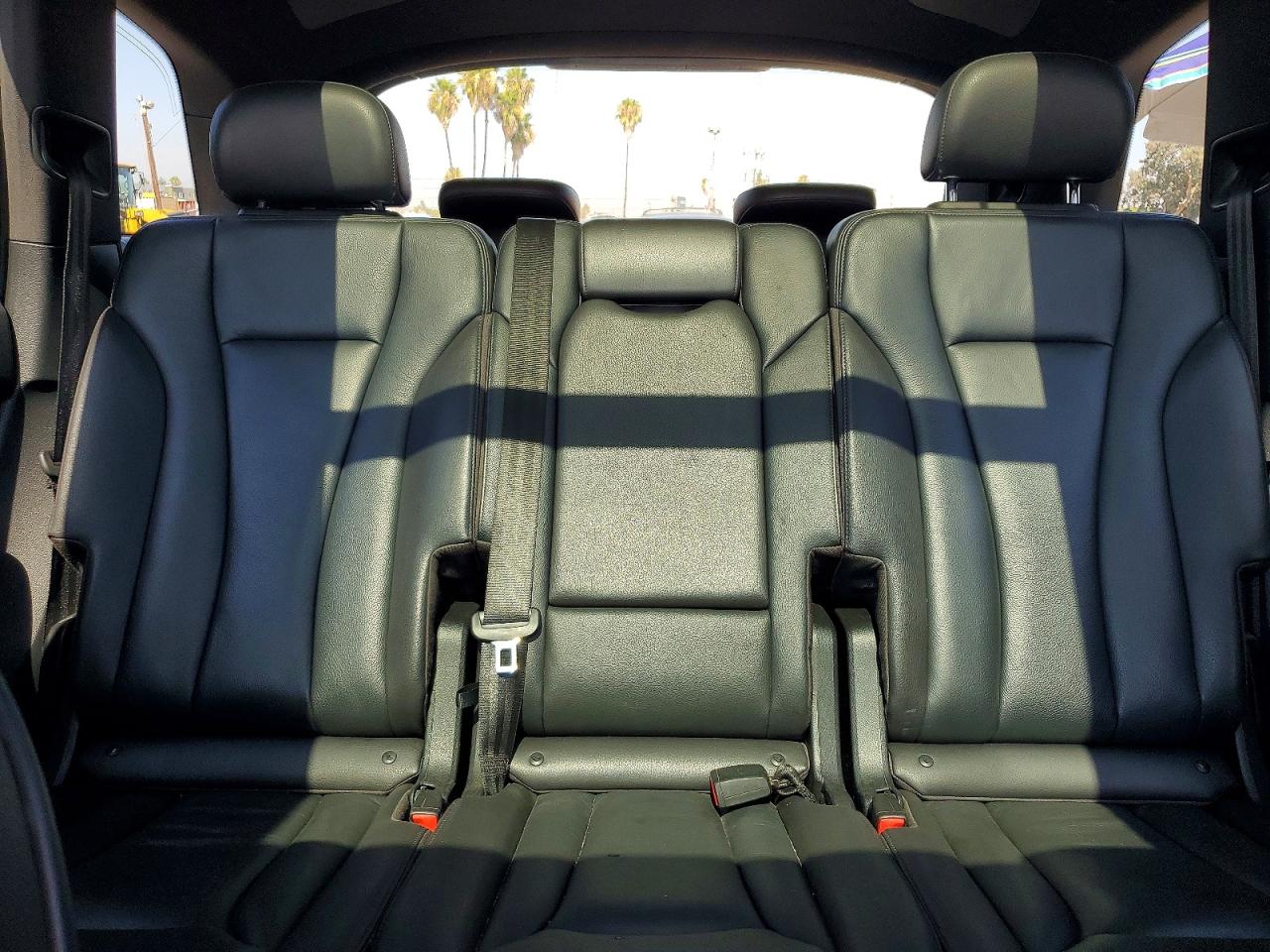 2018 AUDI Q7 quattro Premium Plus