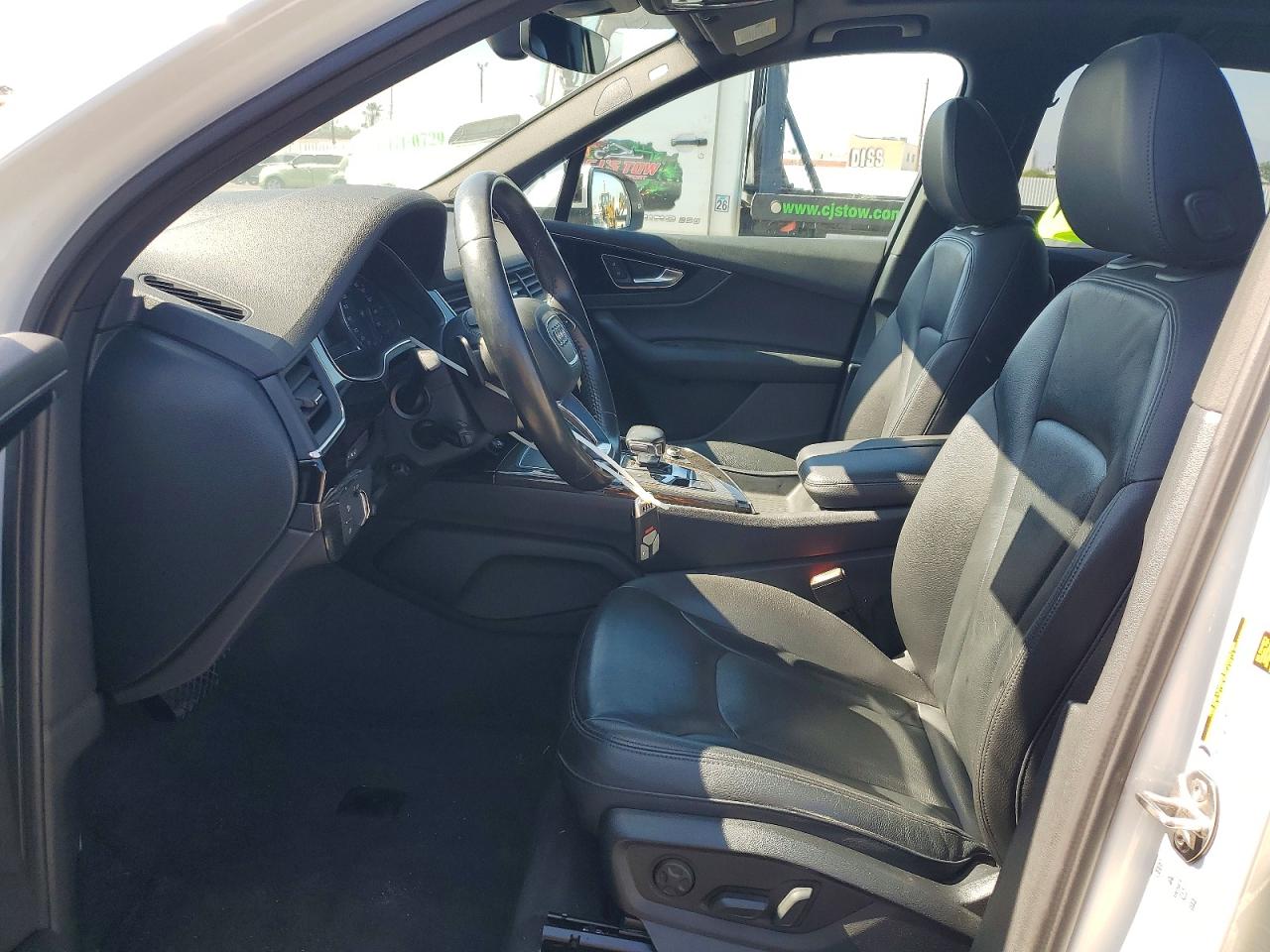 2018 AUDI Q7 quattro Premium Plus