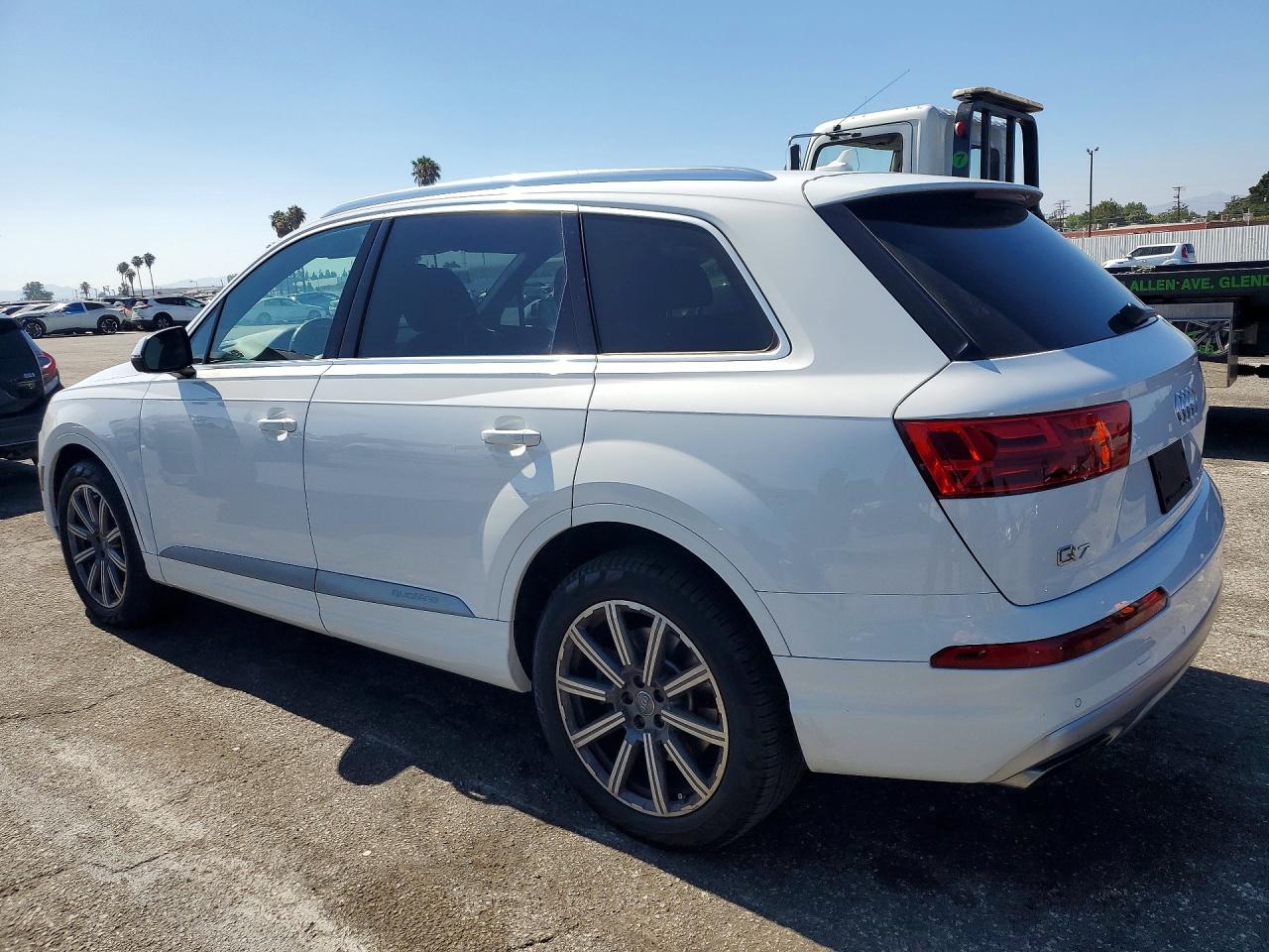 2018 AUDI Q7 quattro Premium Plus