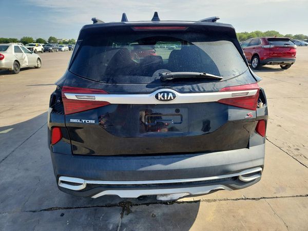 2021 KIA SELTOS S