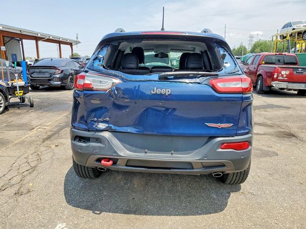 2018 JEEP CHEROKEE TRAILHAWK 4X4