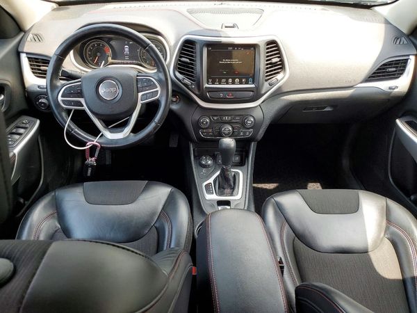 2018 JEEP CHEROKEE TRAILHAWK 4X4