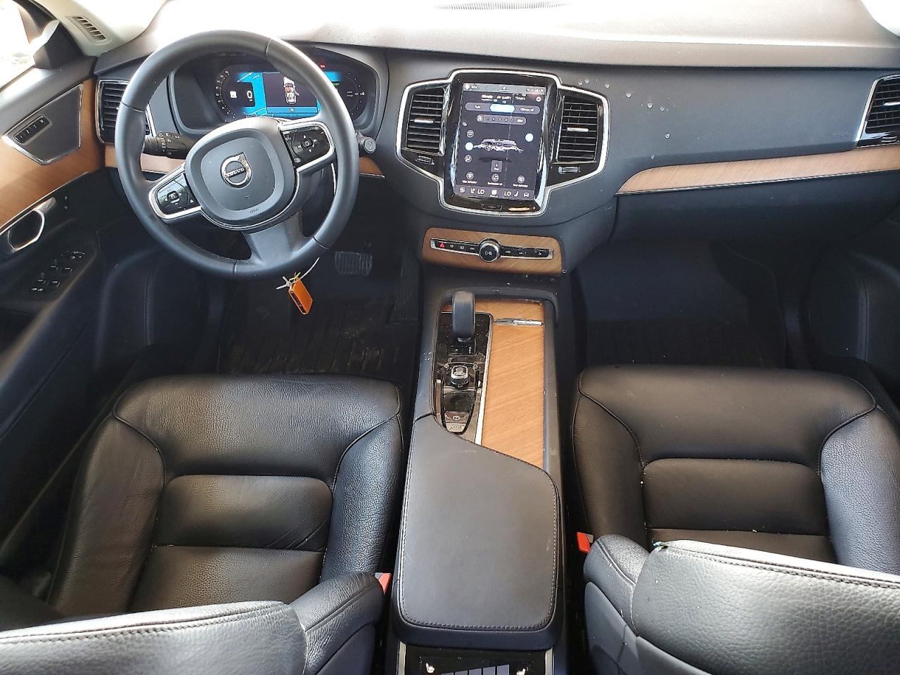 2023 VOLVO XC90 Plus Bright