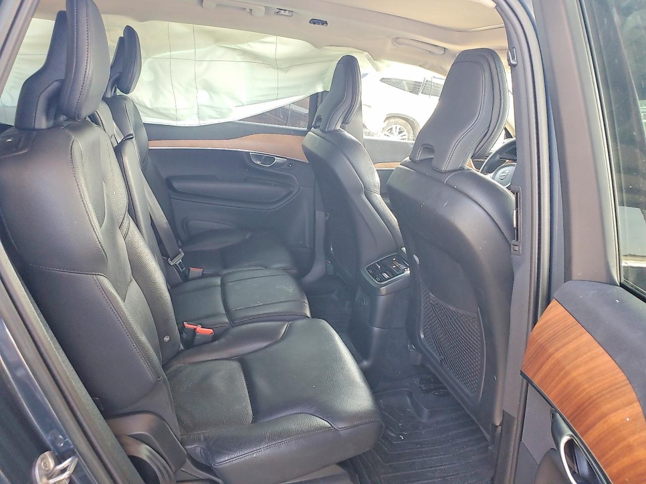 2023 VOLVO XC90 Plus Bright