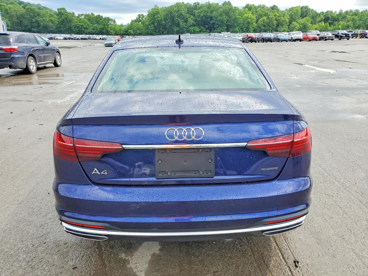 2023 AUDI A4 quattro Premium