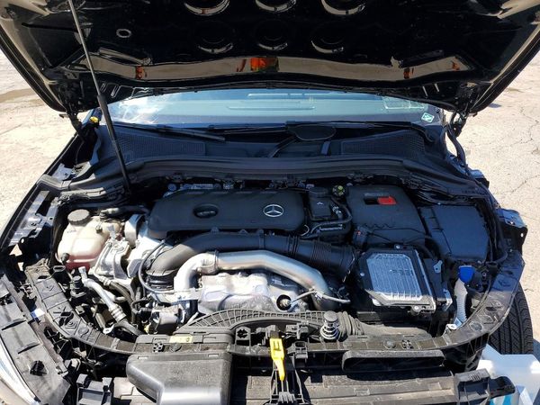 2025 MERCEDES-BENZ GLA GLA 250 4MATIC